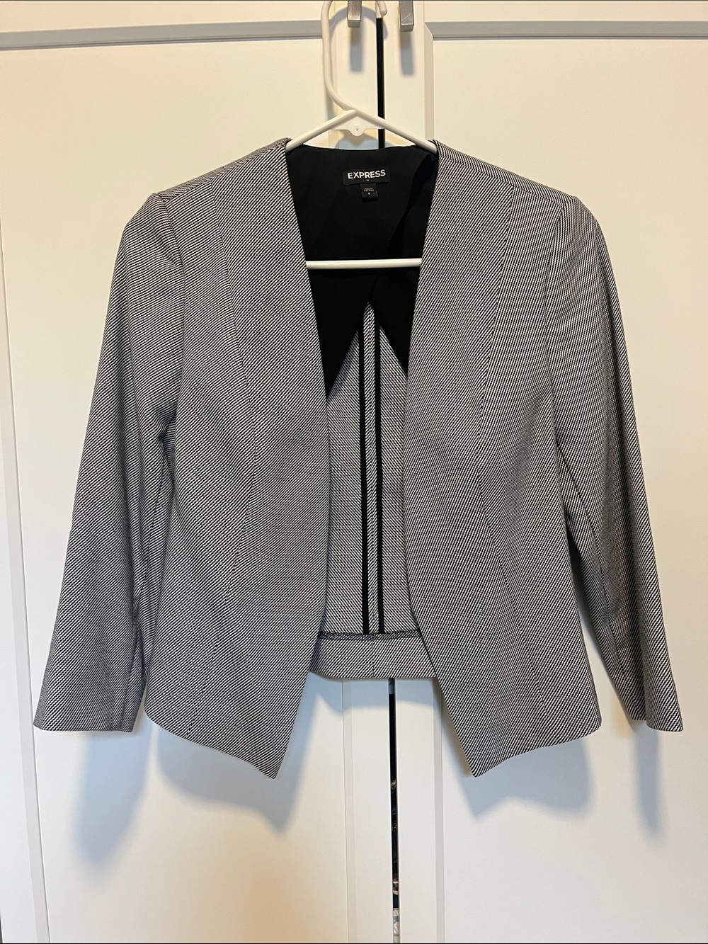 Express Size 0 Black White Women’s Blazer Cropped 3/4 Sleeve Woven
